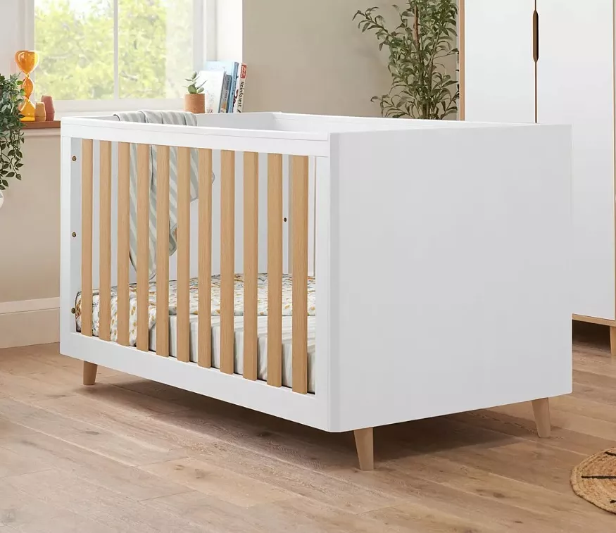 توتي بامبيني فيكا مهد الطفل ( MATTRESS + BEDDING) INCLUDED