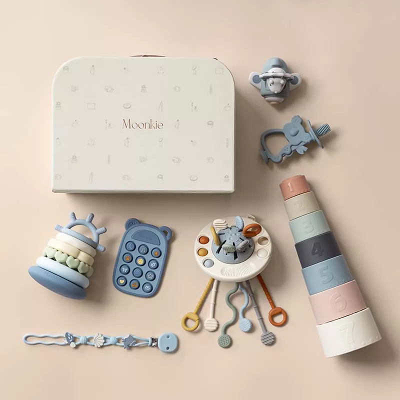 Moonkie Deluxe playtime gift set