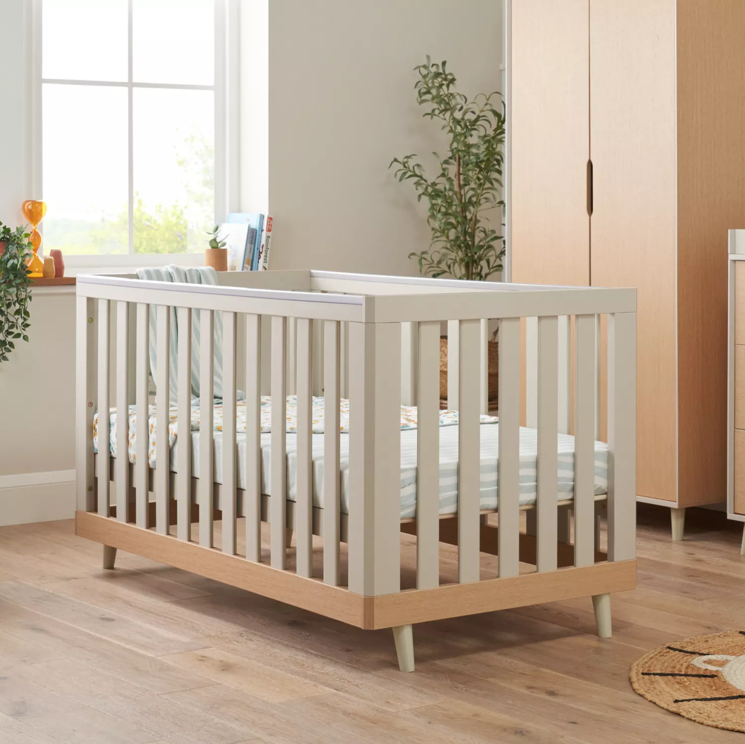 Tutti Bambini Cot Bed Hygge